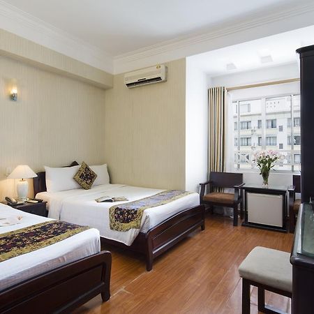Brandi Nha Trang Hotel エクステリア 写真