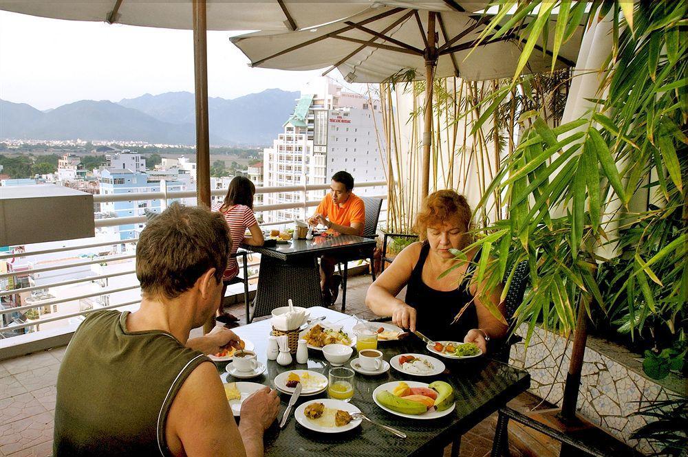 Brandi Nha Trang Hotel エクステリア 写真