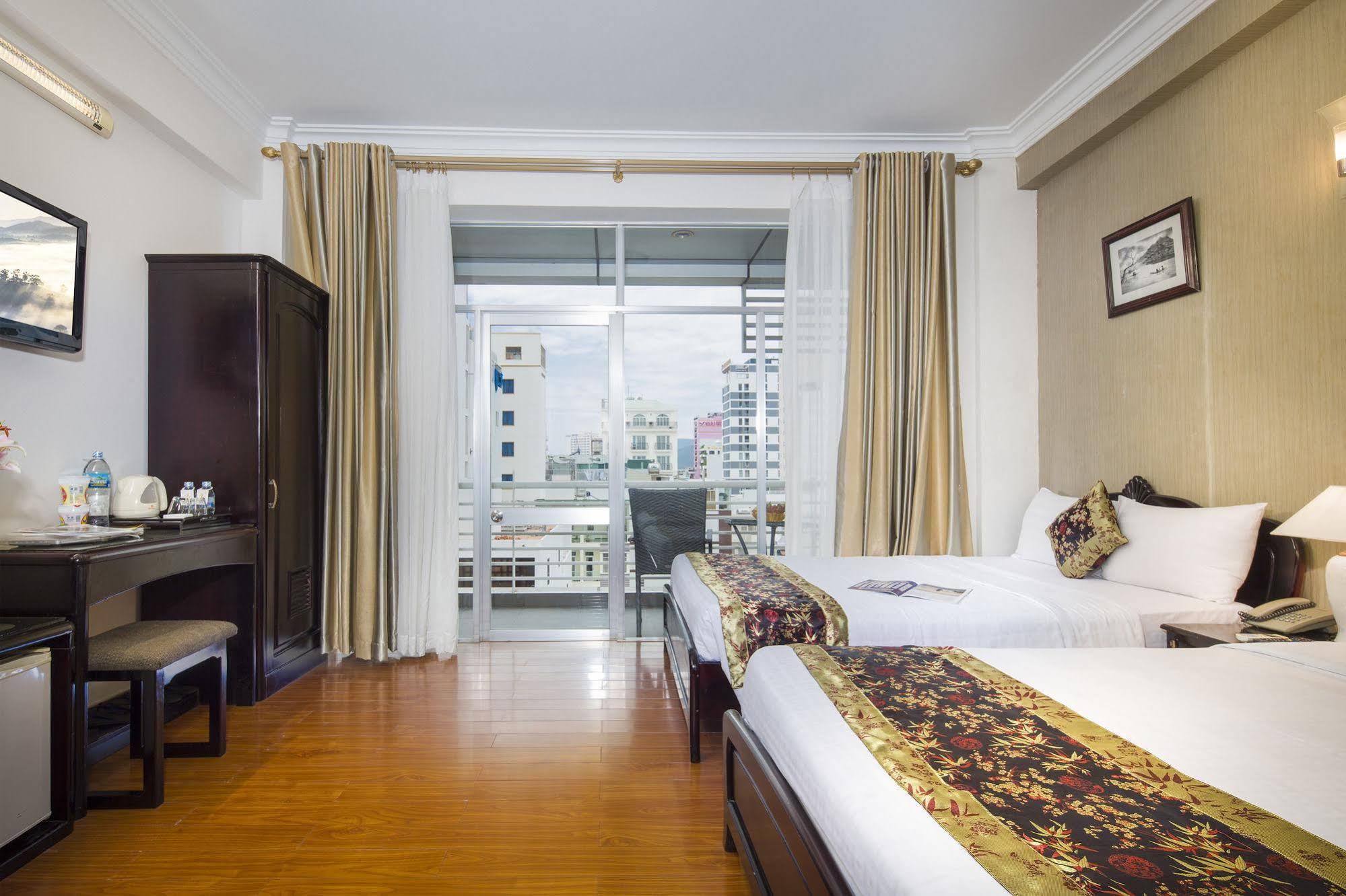 Brandi Nha Trang Hotel エクステリア 写真